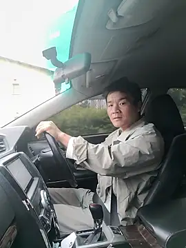 kisstoyousoon2024 online show from 12, 1, 2026