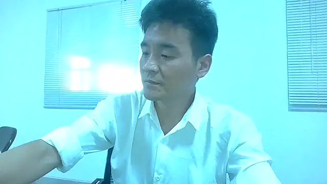 kisstoyousoon2024 online show from 18, 3, 2025