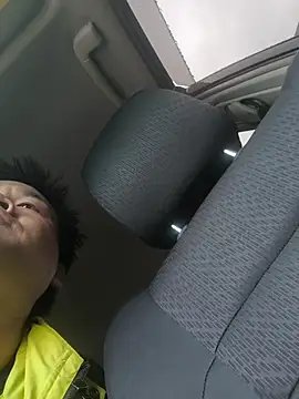 kisstoyousoon2024 online show from 18, 1, 2026