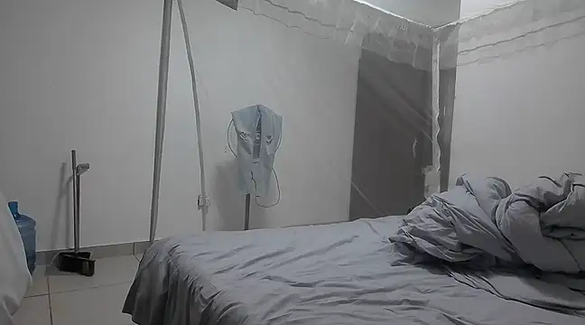 kisstoyousoon2024 online show from 6, 3, 2025