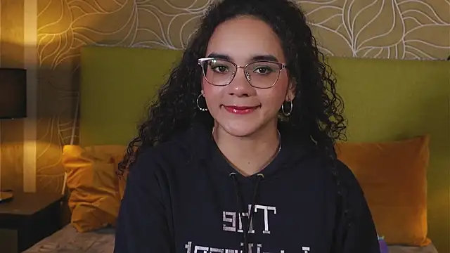 TaylorTinaa online show from 2, 2, 2025