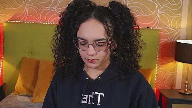 TaylorTinaa online show from 12, 2, 2025