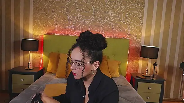 TaylorTinaa online show from 13, 2, 2025