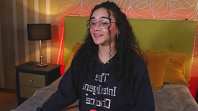 TaylorTinaa online show from 5, 2, 2025