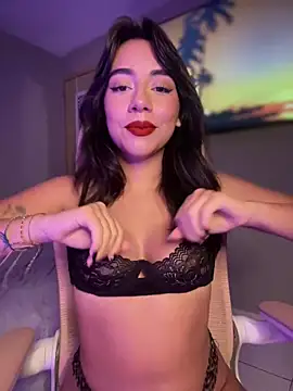 veronicaapink online show from 6, 3, 2025