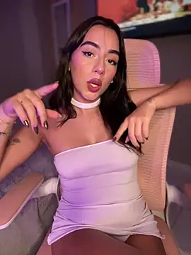 veronicaapink online show from 18, 3, 2025