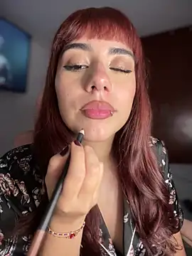 veronicaapink online show from 4, 10, 2025