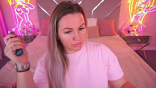 KiraCandyS online show from 14, 5, 2026