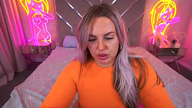 KiraCandyS online show from 6, 10, 2025