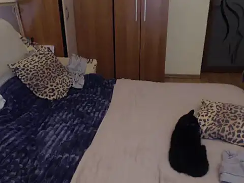 Emmatoo online show from 21, 12, 2025