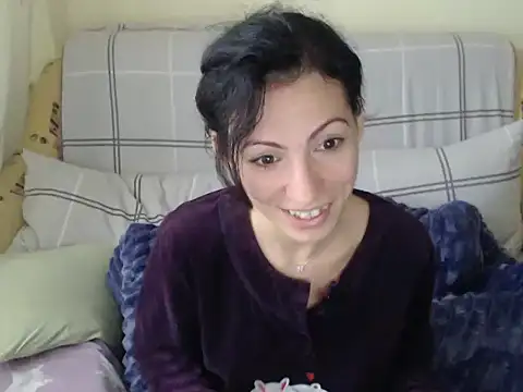 Emmatoo online show from 12, 11, 2025