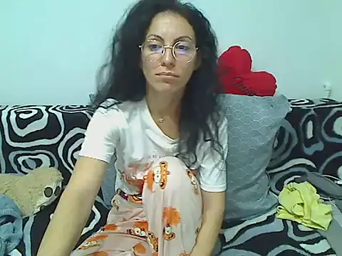 Emmatoo online show from 11, 4, 2026