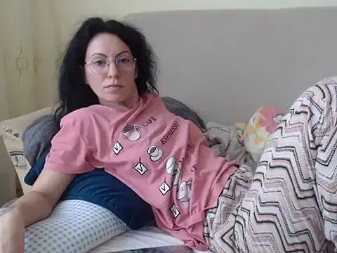 Emmatoo online show from 24, 2, 2026