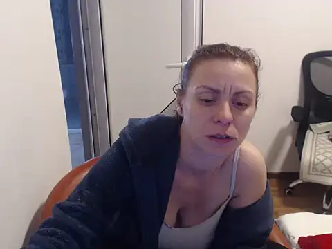 Emmatoo online show from 30, 3, 2026