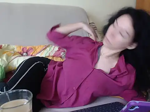 Emmatoo online show from 26, 2, 2026