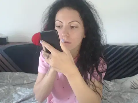 Snapshot of Emmatoo chatting on 29, 5, 2026 Emmatoo online show from 29, 5, 2026