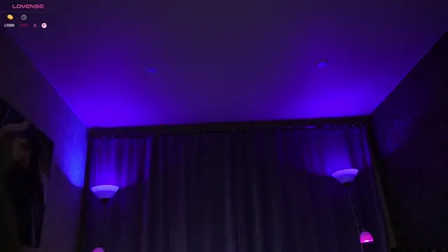 Amely Young online show from 12, 3, 2025