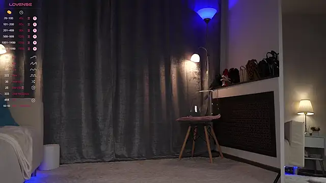 Amely Young online show from 15, 9, 2025