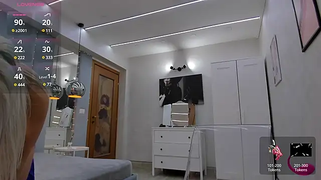 Jessy Jo online show from 11, 3, 2025