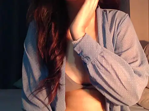 awesome amy online show from 12, 4, 2026