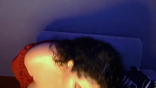 Emmacamille online show from 27, 2, 2026