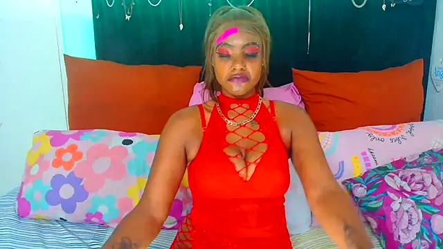 SAVAGExBOO online show from 6, 10, 2025