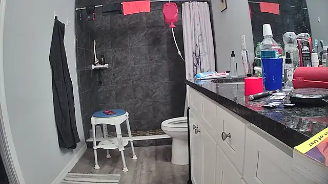 lou63ponce online show from 27, 2, 2026