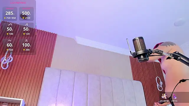 HannaRed  online show from 5, 2, 2026