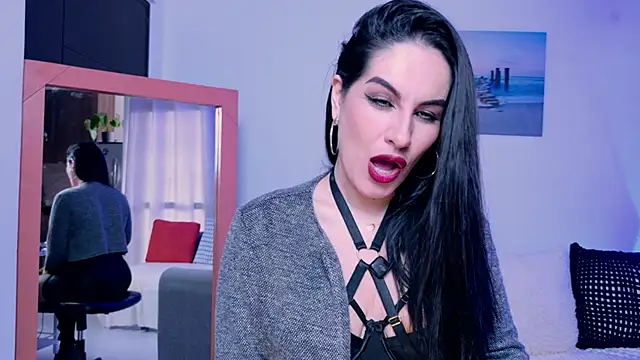 Pamela Rosal online show from 7, 10, 2025