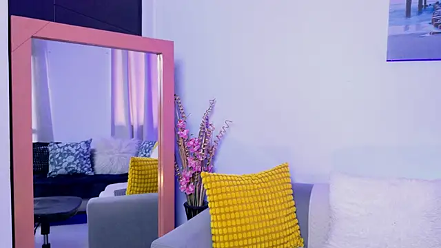 Pamela Rosal online show from 25, 9, 2025