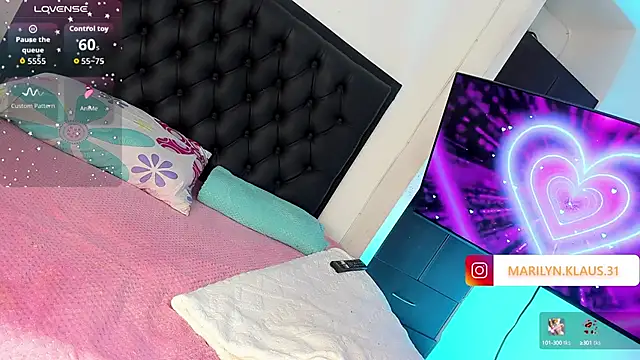 Maryonthemoon online show from 24, 9, 2025