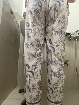 -SingleMom- online show from 9, 11, 2025