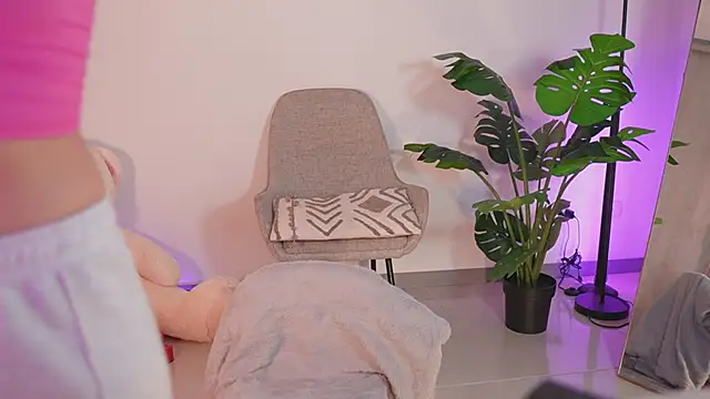 Snapshot of Angeeel_ chatting on 6, 1, 2026 Angeeel online show from 6, 1, 2026