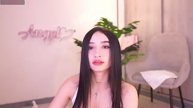 Angeeel  online show from 19, 9, 2025