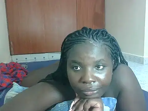 hotebbbyy online show from 25, 3, 2026