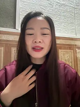 Hellen 111 online show from 5, 11, 2025