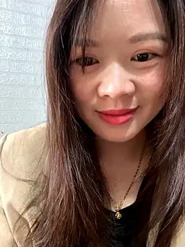 Hellen 111 online show from 23, 10, 2025