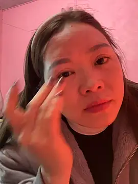 Hellen 111 online show from 12, 2, 2025