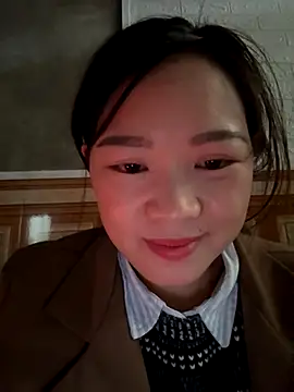 Hellen 111 online show from 22, 11, 2025