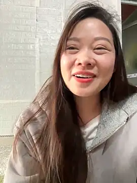 Hellen 111 online show from 31, 10, 2025