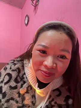 Hellen 111 online show from 13, 1, 2025