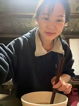 Hellen 111 online show from 3, 12, 2024