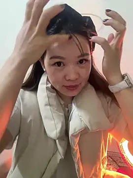 Hellen 111 online show from 3, 2, 2025