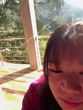 Hellen 111 online show from 4, 3, 2025