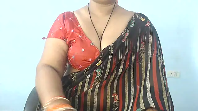 Snapshot of sapna-ji chatting on 12, 11, 2025 sapna-ji online show from 12, 11, 2025