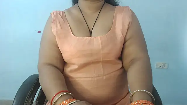 Snapshot of sapna-ji chatting on 13, 11, 2025 sapna-ji online show from 13, 11, 2025