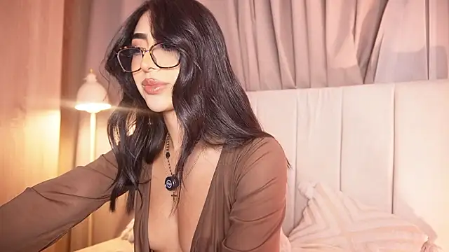 Sara albrecht online show from 3, 6, 2026