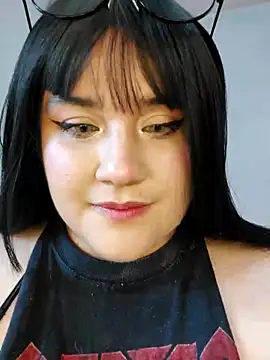 ItsNaiixa online show from 20, 9, 2025