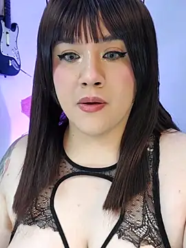 ItsNaiixa online show from 2, 3, 2025