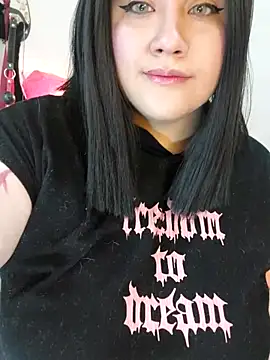 ItsNaiixa online show from 21, 9, 2025